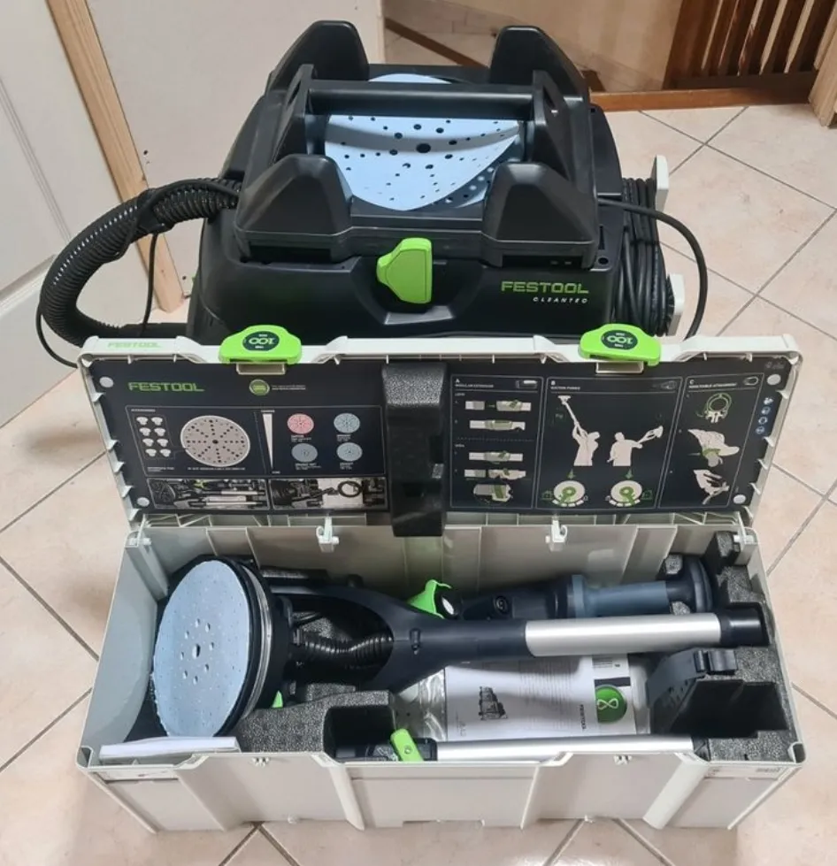 Ponceuse girafe planex et aspirateur festool