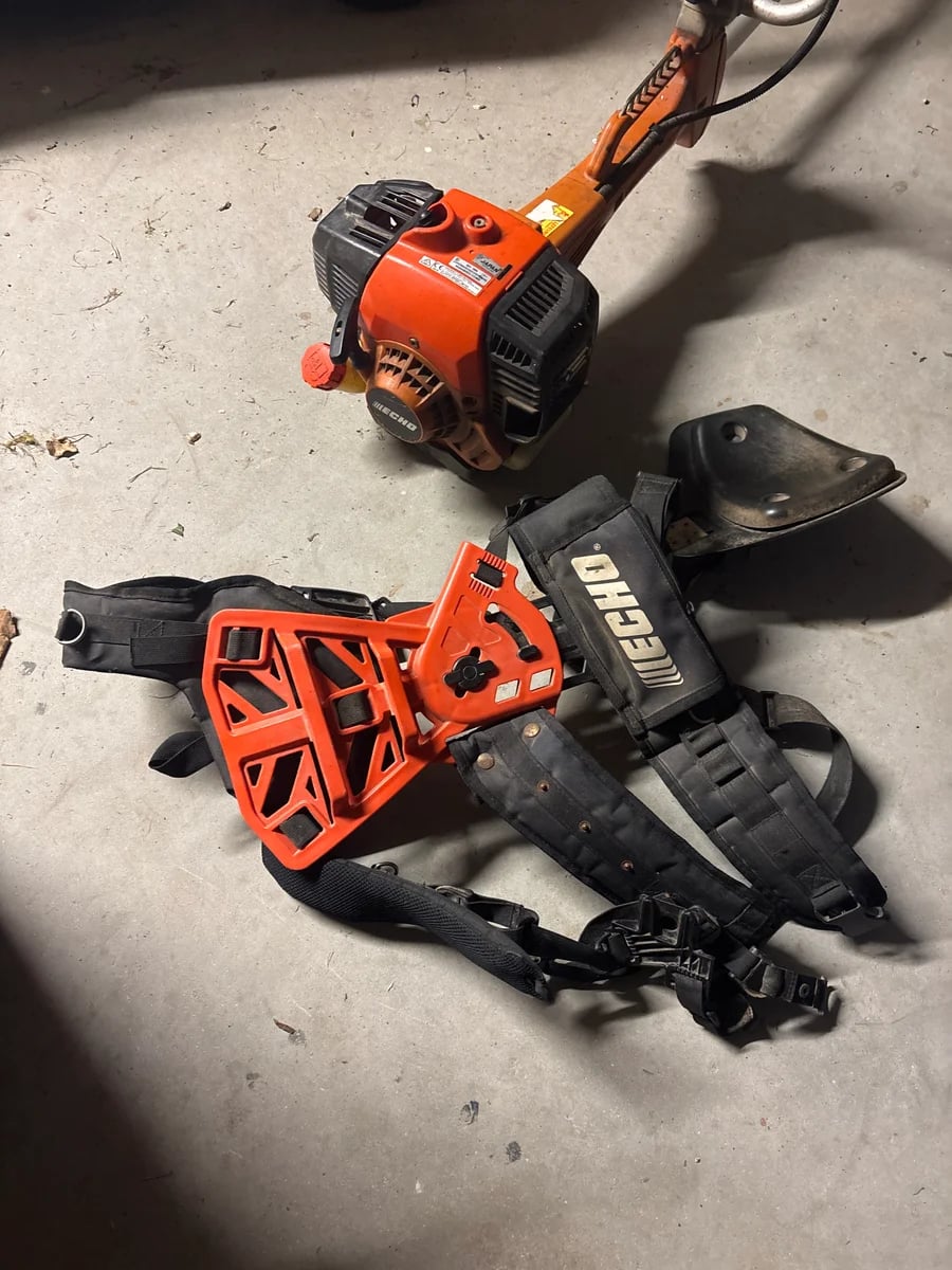 Écho srm-520es à louer entre particuliers pour vos projets de jardinage