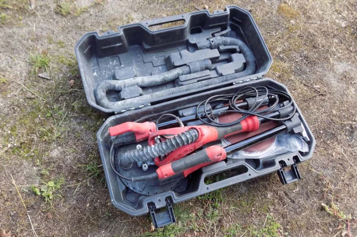 Ponceuse girafe à louer pour vos projets de rénovation