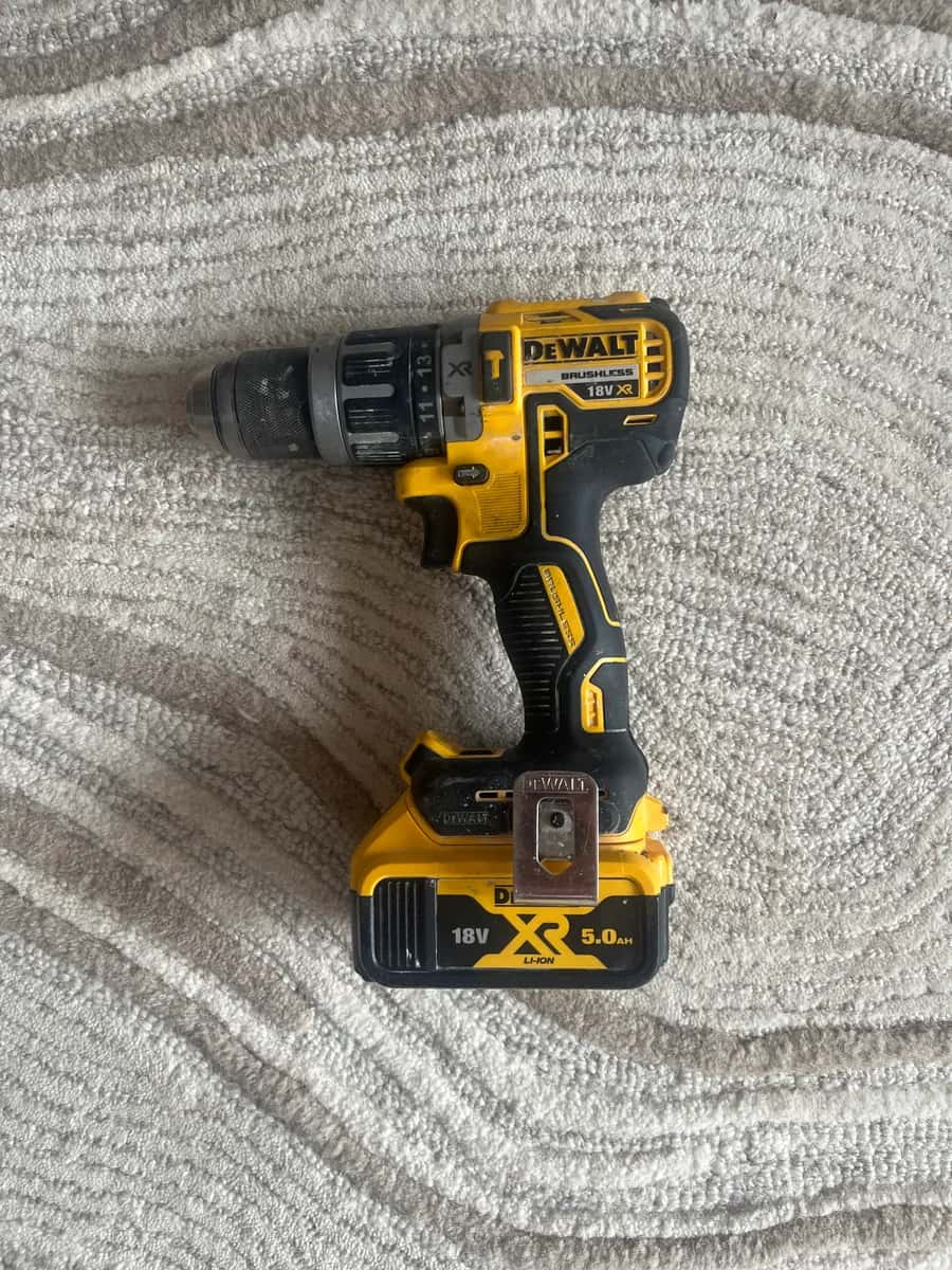 Perceuse / visseuse à percussion 18v XR