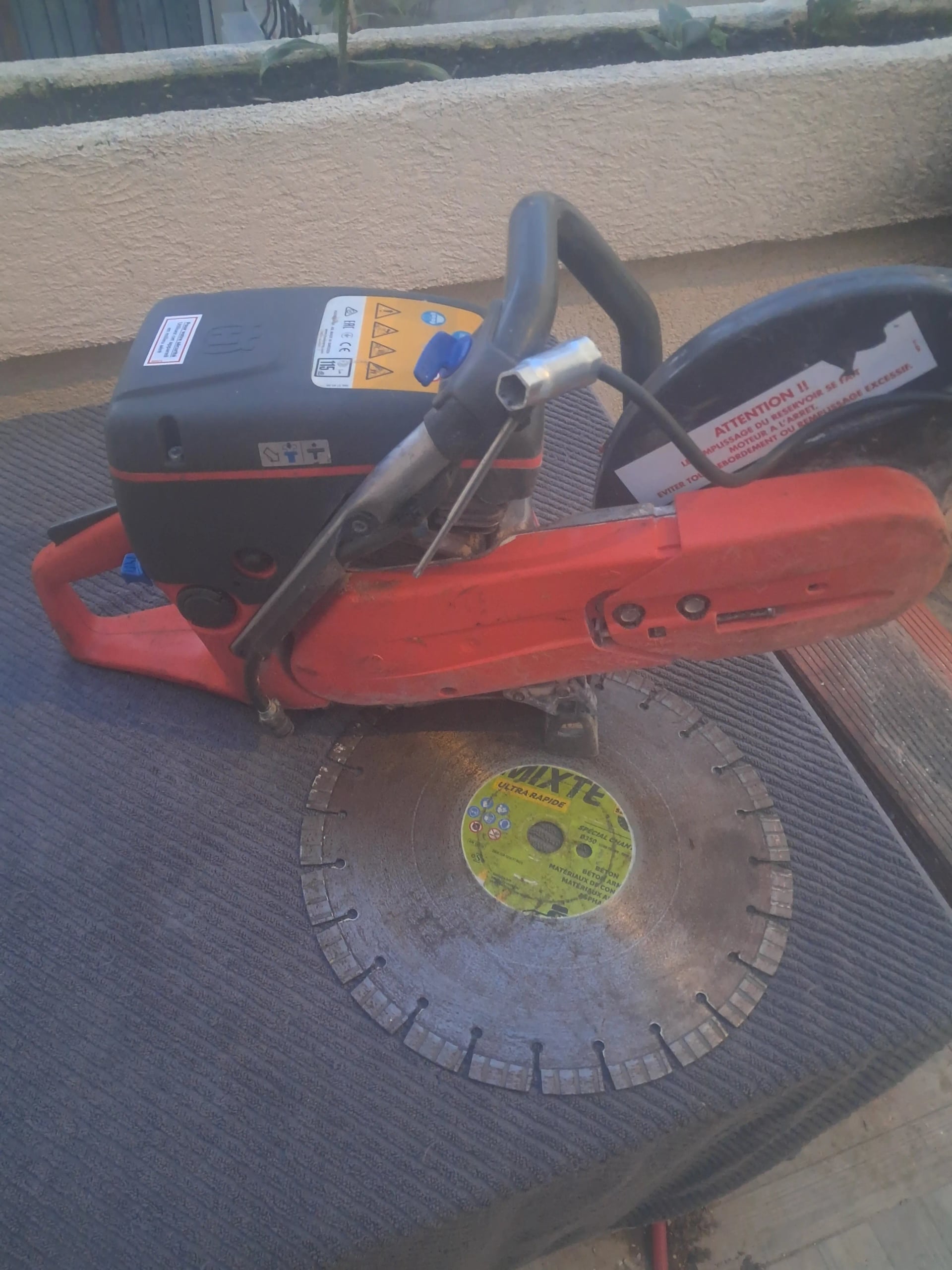 Disqueuse béton fer