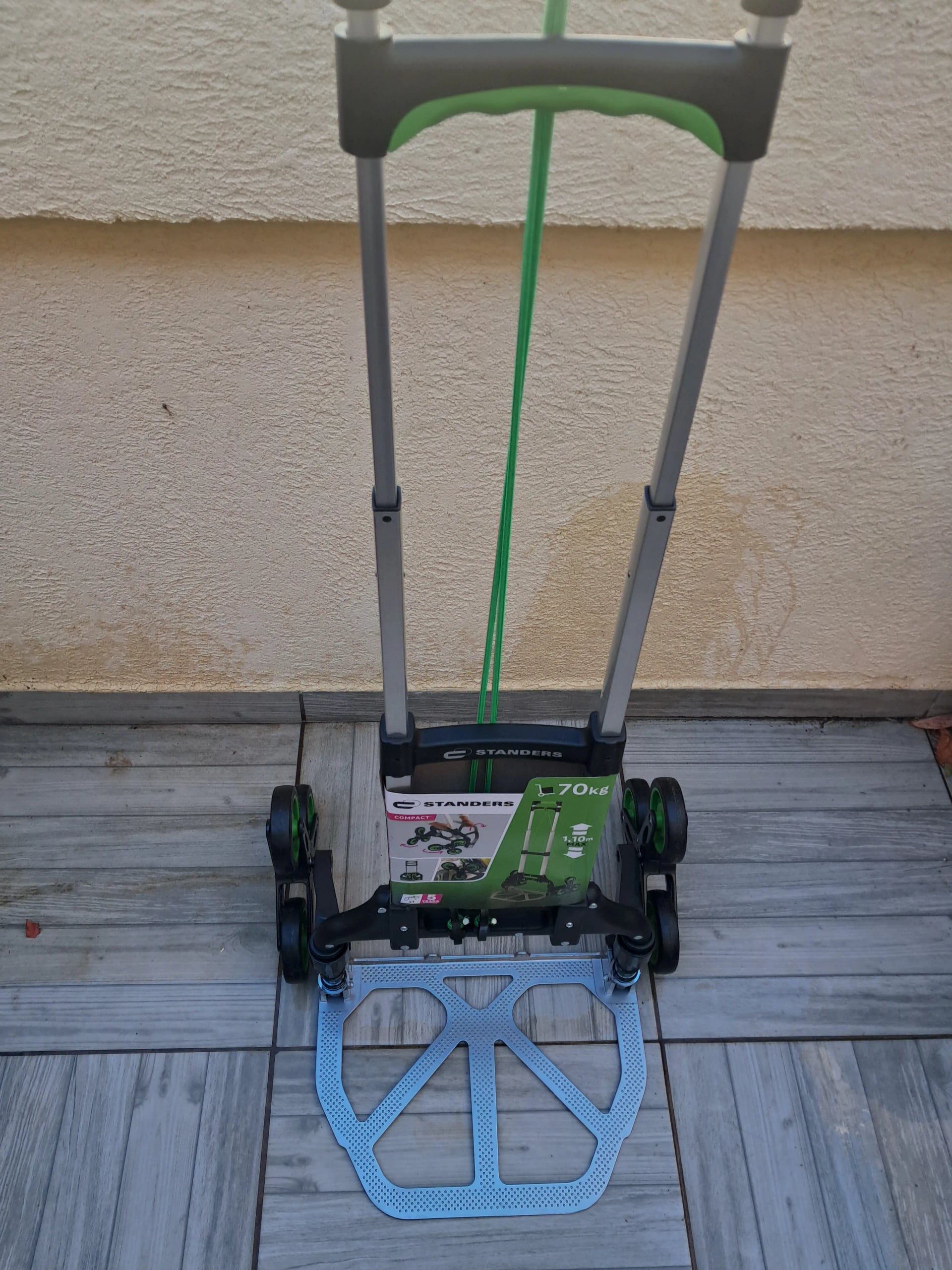 Diable montre escalier