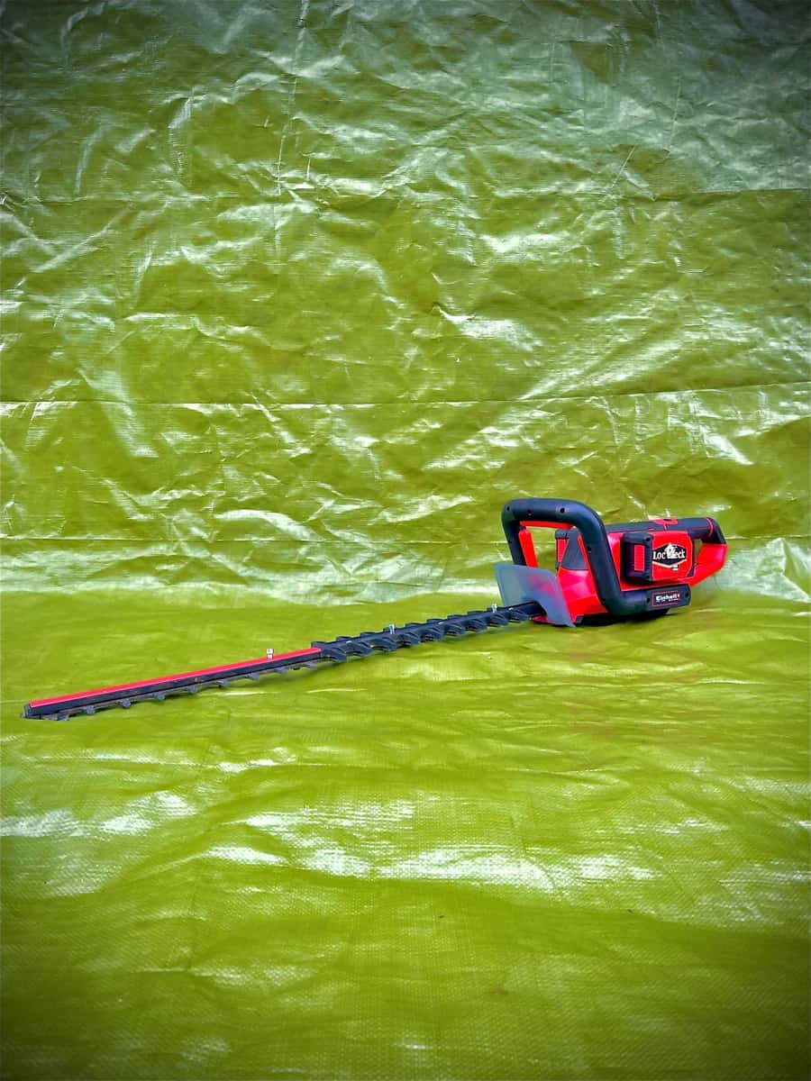 Location Taille Haie sur Batterie