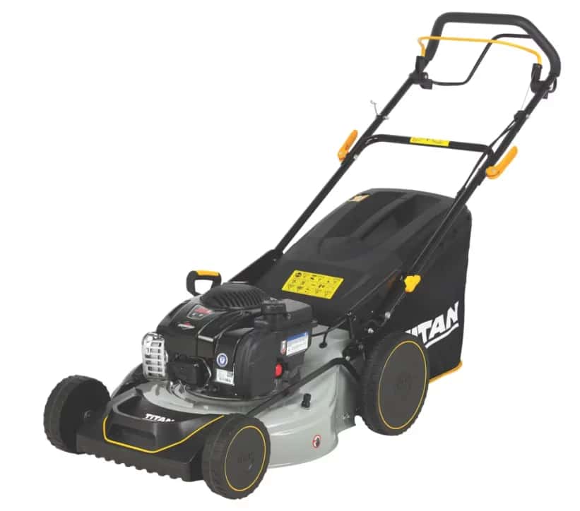 Tondeuse à gazon thermique