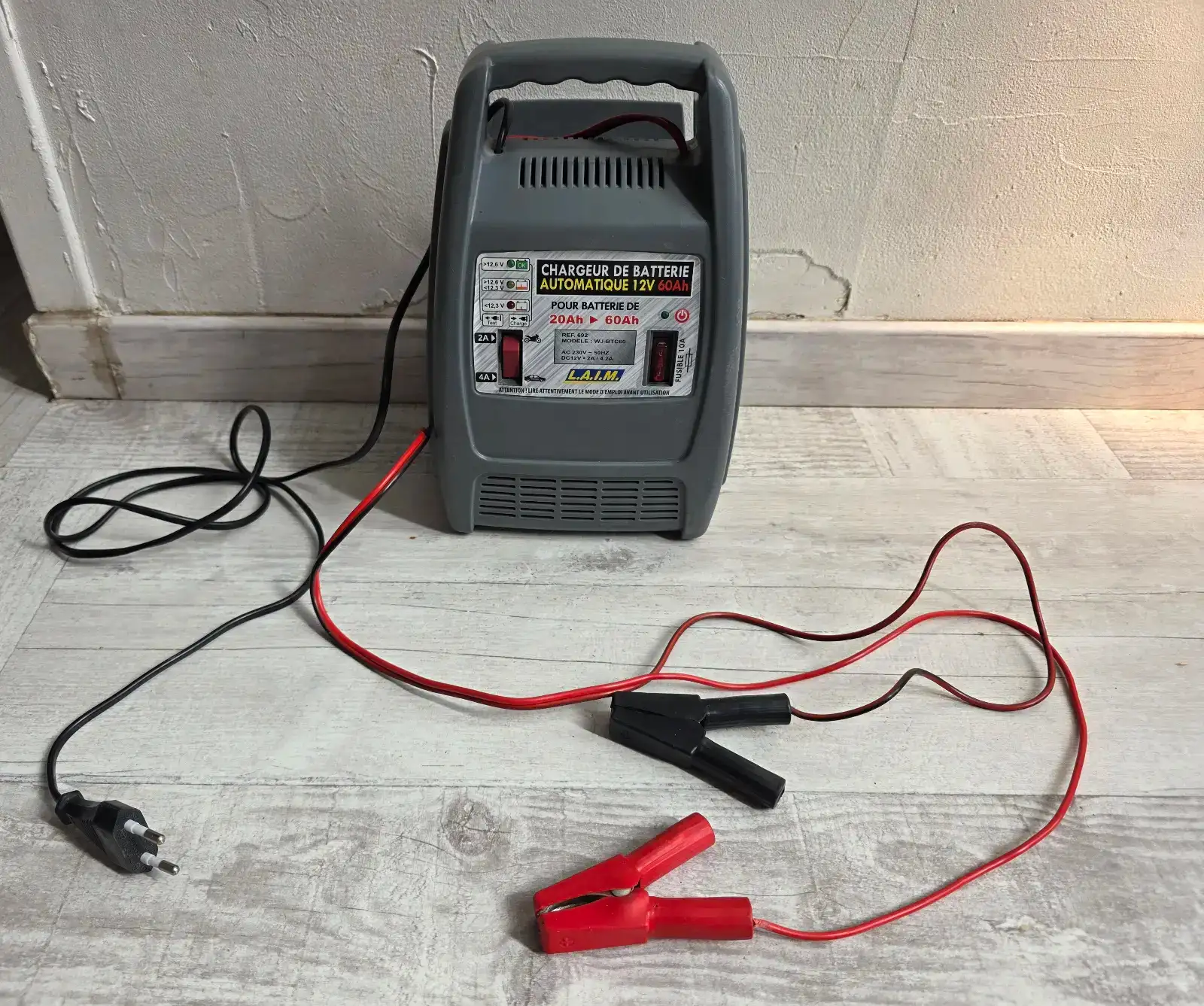 Chargeur de batterie Auto/Moto