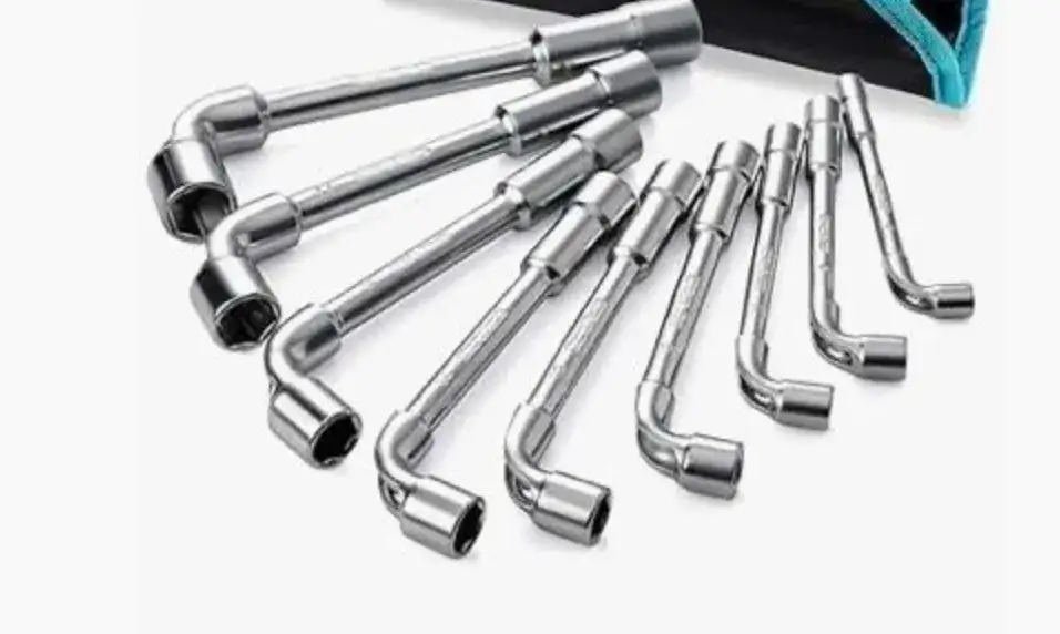 Clés à pipe débouchées