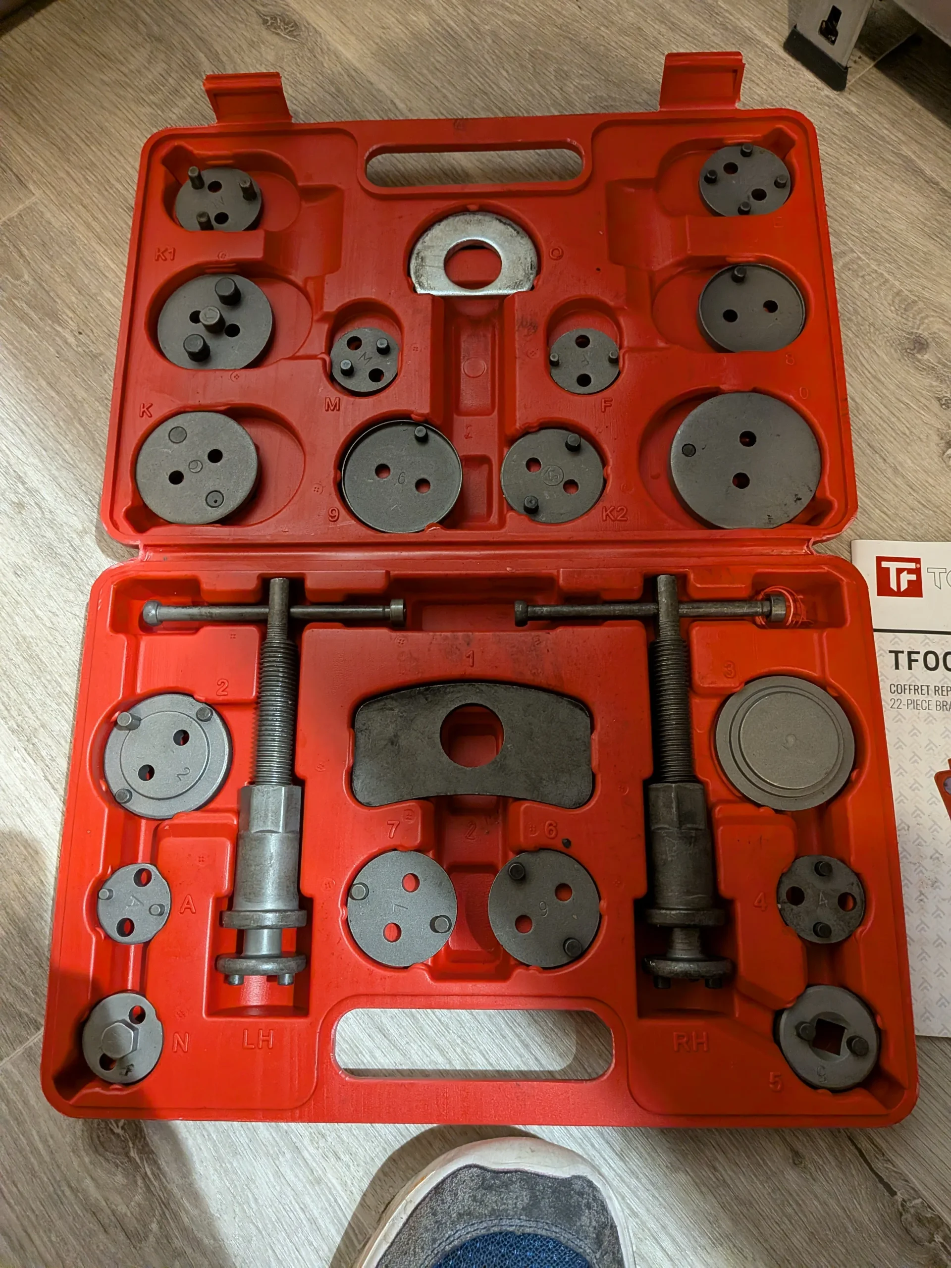 coffret repousse pistons de freins 22 pièces