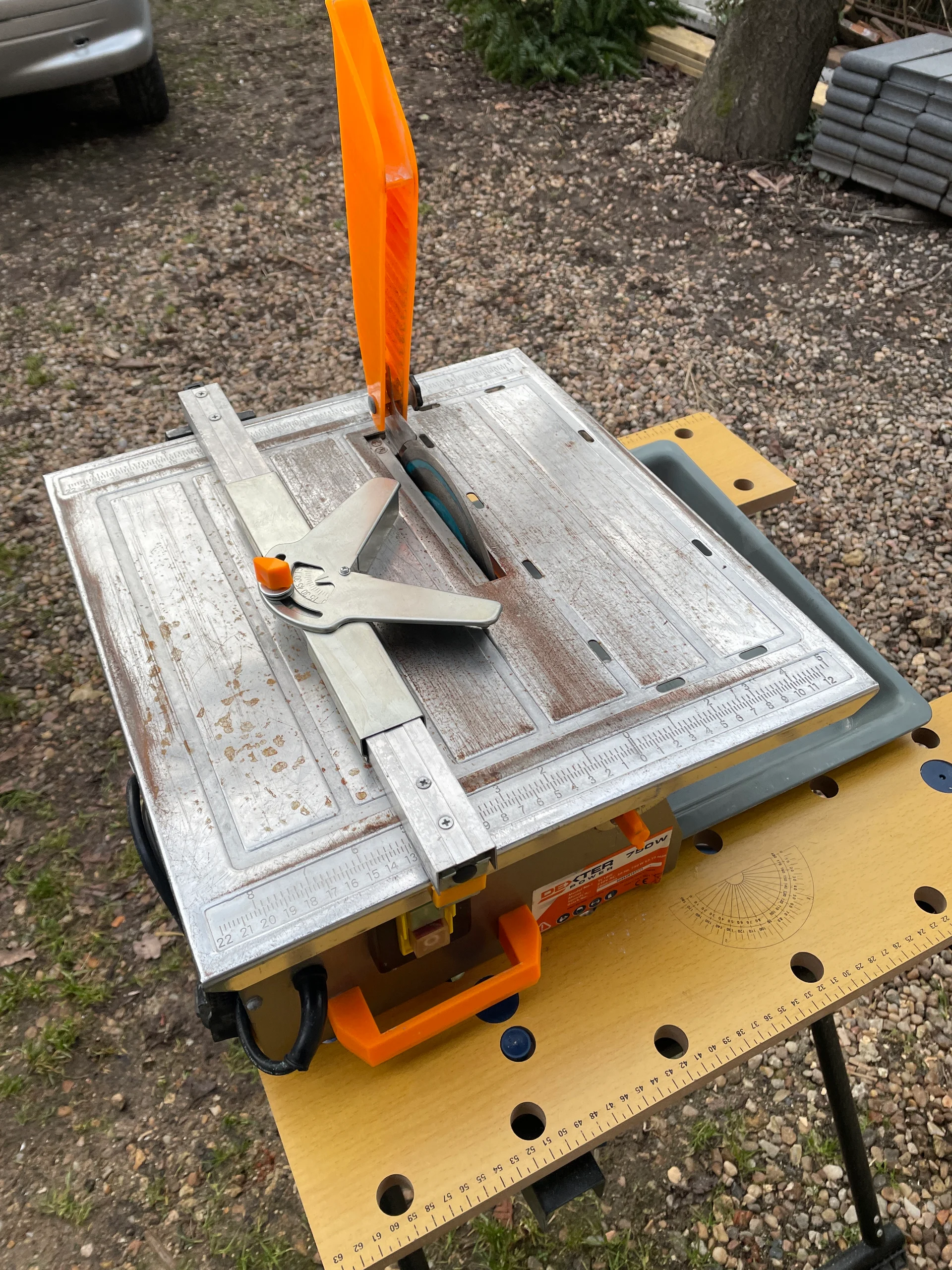 Coupe carreaux électrique