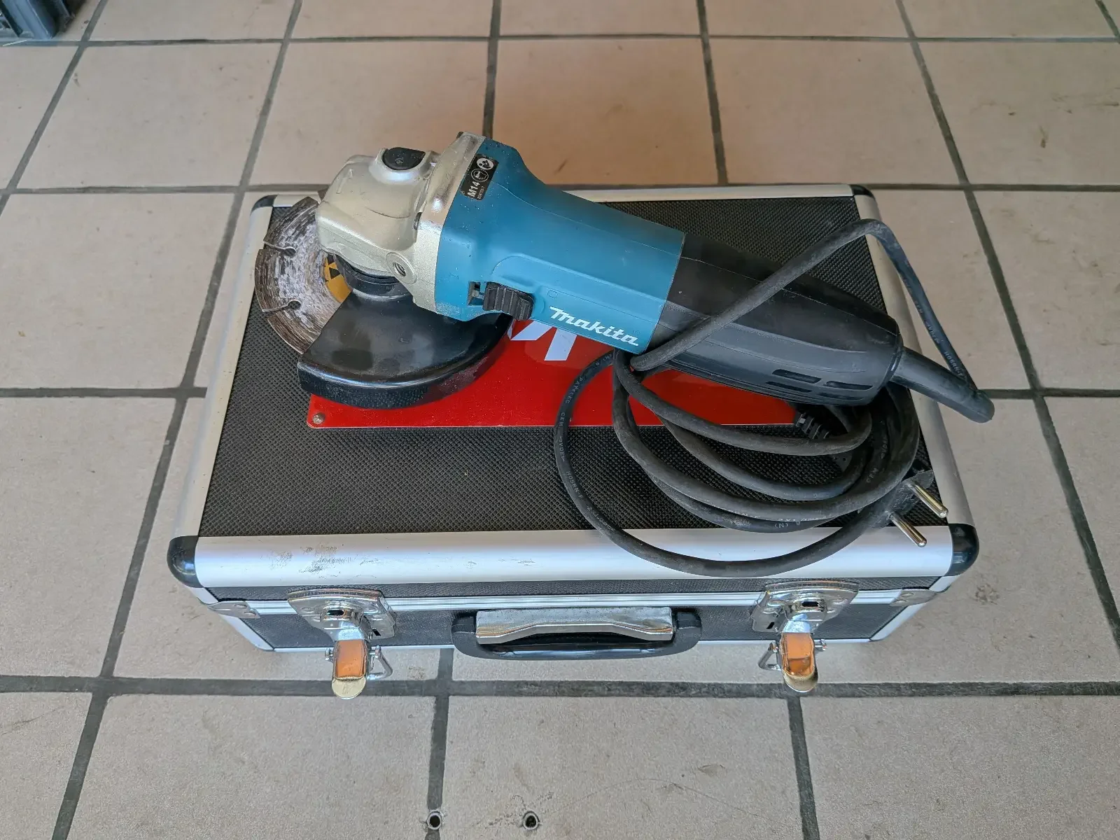 Meuleuse Makita Ø125mm GA5030R