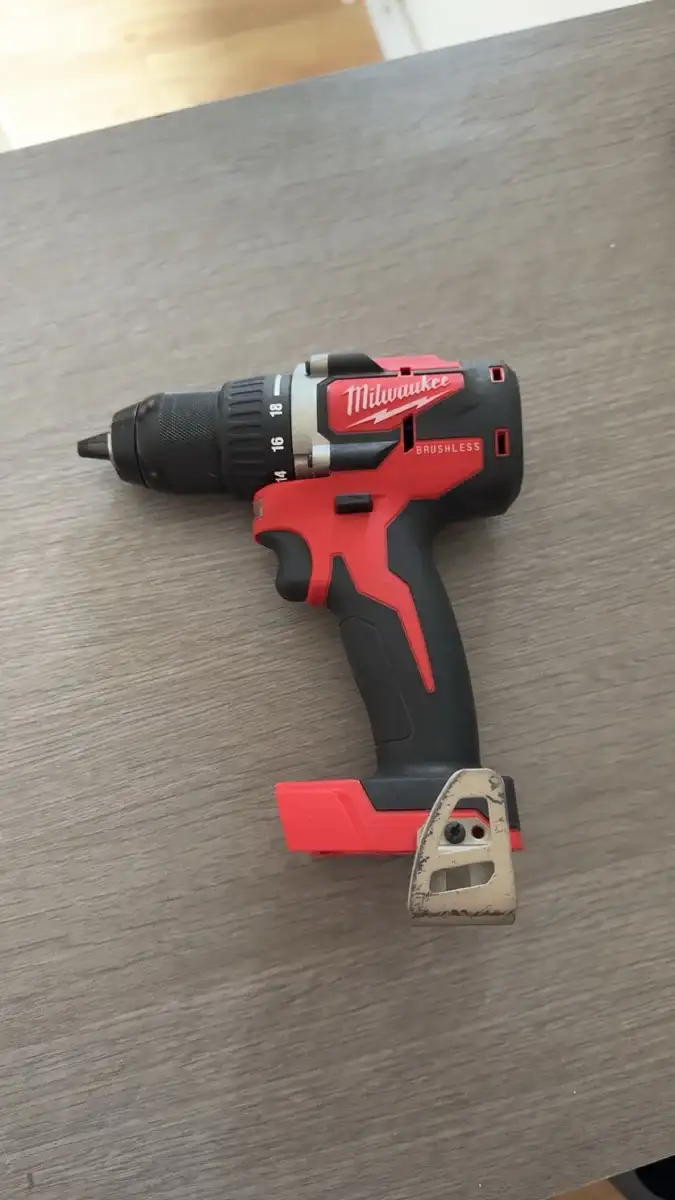 Perceuse Visseuse Milwaukee M18 à louer entre particuliers