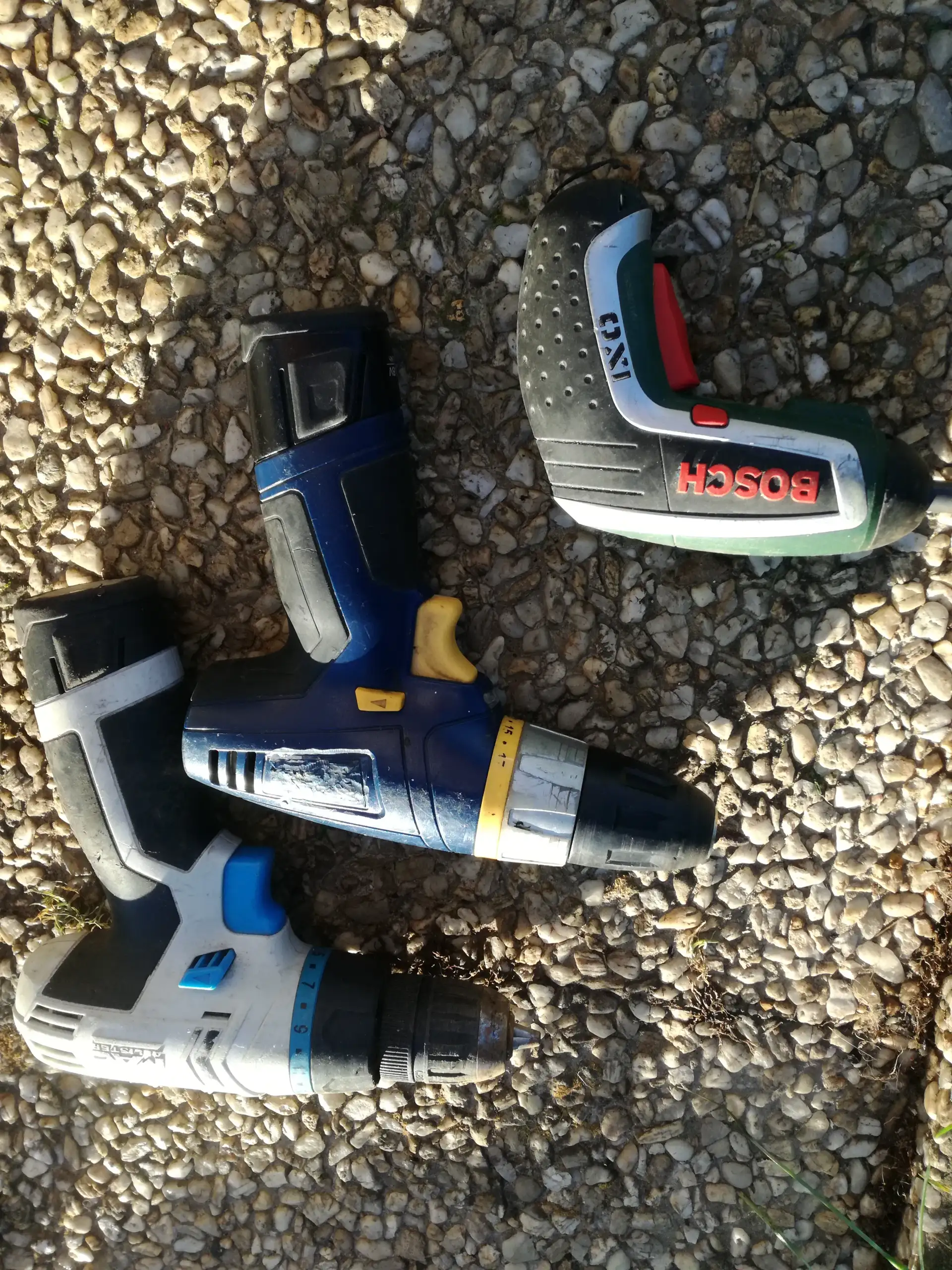 plusieurs visseuse