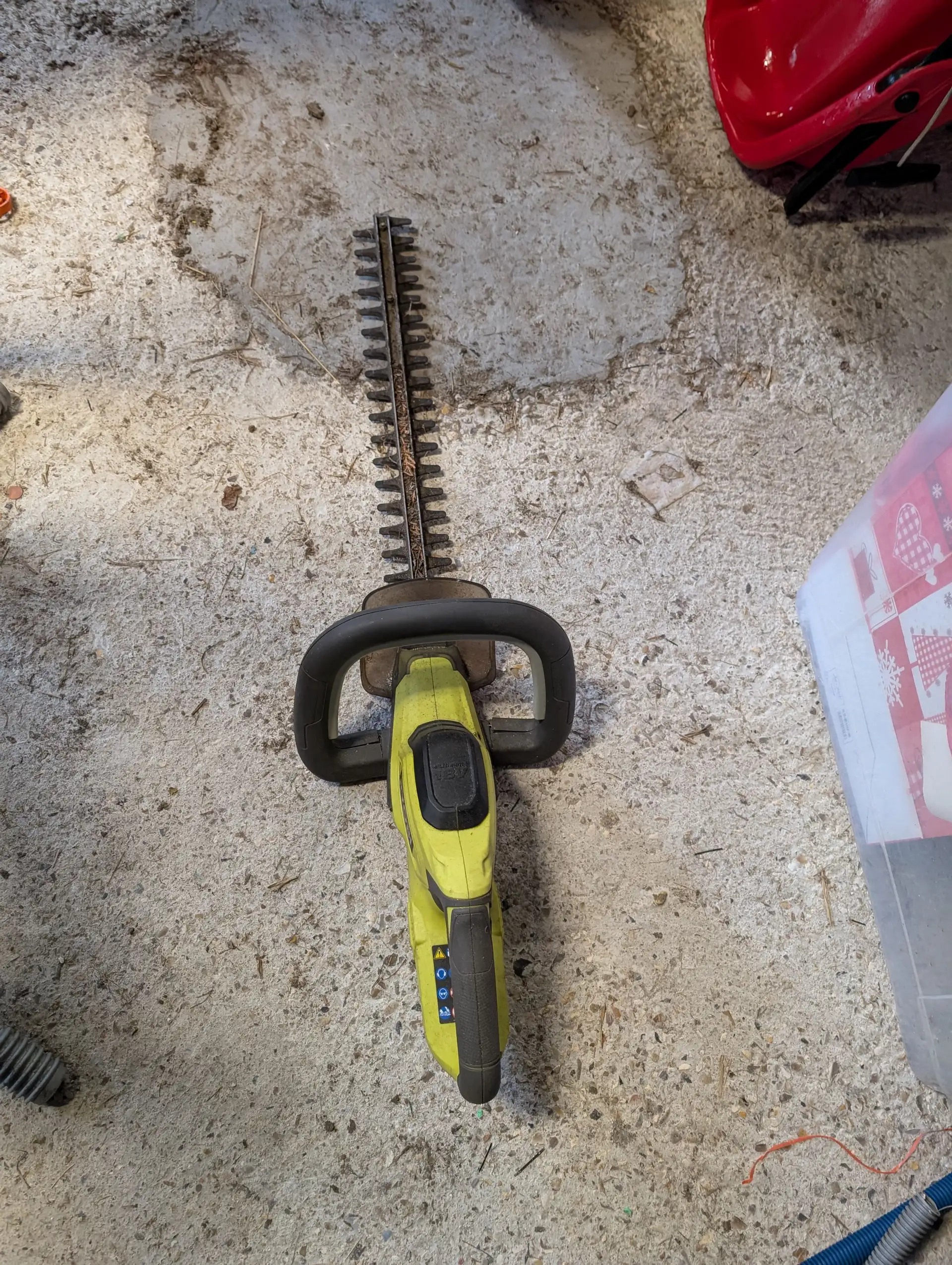 Taille haie Ryobi
