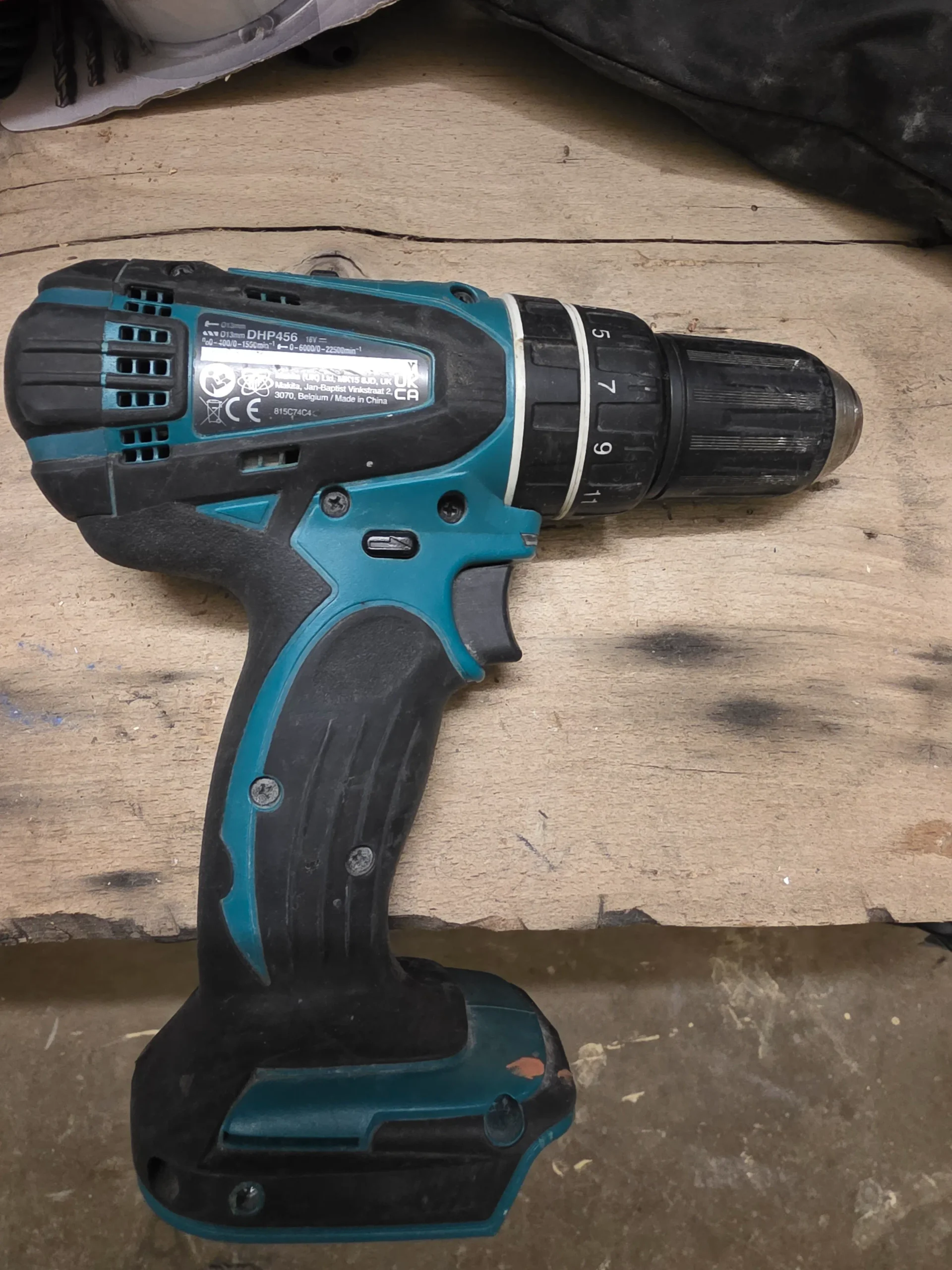 Visseuse Makita